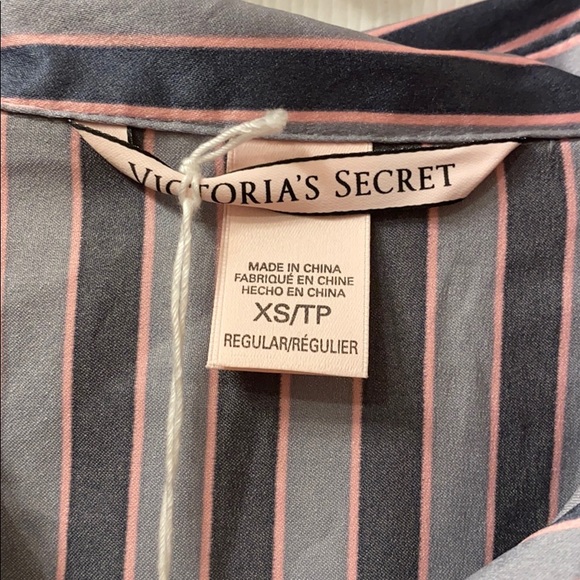 NWOT Victoria’s Secret Silky Pajama Top - Picture 7 of 10